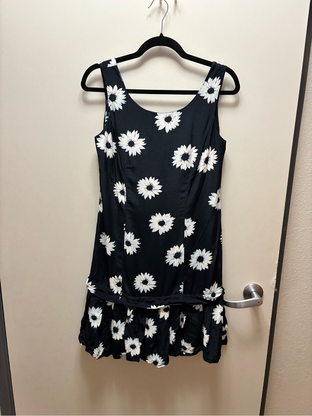 Jessica Howard Black Dress with White Daisy Print